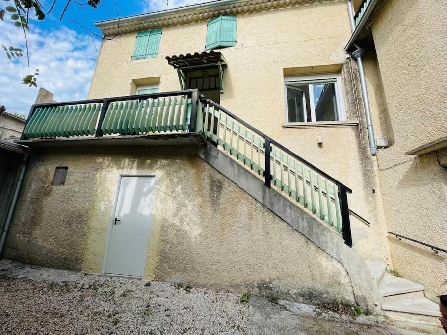 Chez Leo I - Appartement T2 Proche Tricastin Bollène Eksteriør bilde